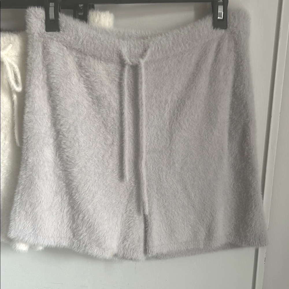 Express Trio of Cozy Fuzzy Eyelash Lounge Shorts in Swan, Raindrops, Black Sand - Picture 4 of 12